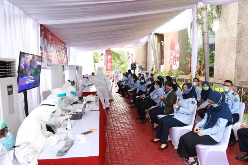 675 Pegawai Ditjen Imigrasi Jalani Swab Test