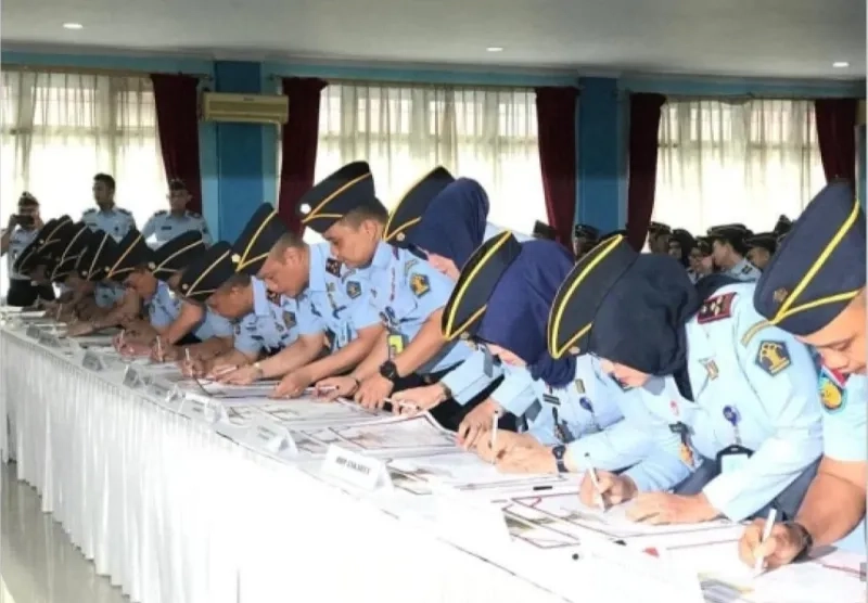 RUMAH DETENSI IMIGRASI JAKARTA MELAKSANAKAN PENCANANGAN PEMBANGUNAN ZONA INTEGRITAS MENUJU WBK WBBM