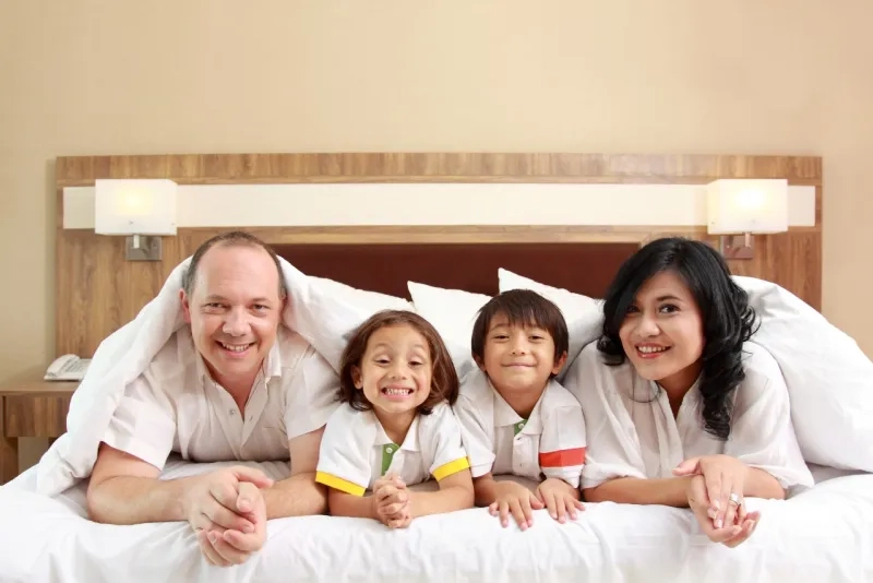 Apakah WNA yang Menikahi WNI Tak Bisa Ajukan Second Home Visa? Ini Jawabannya