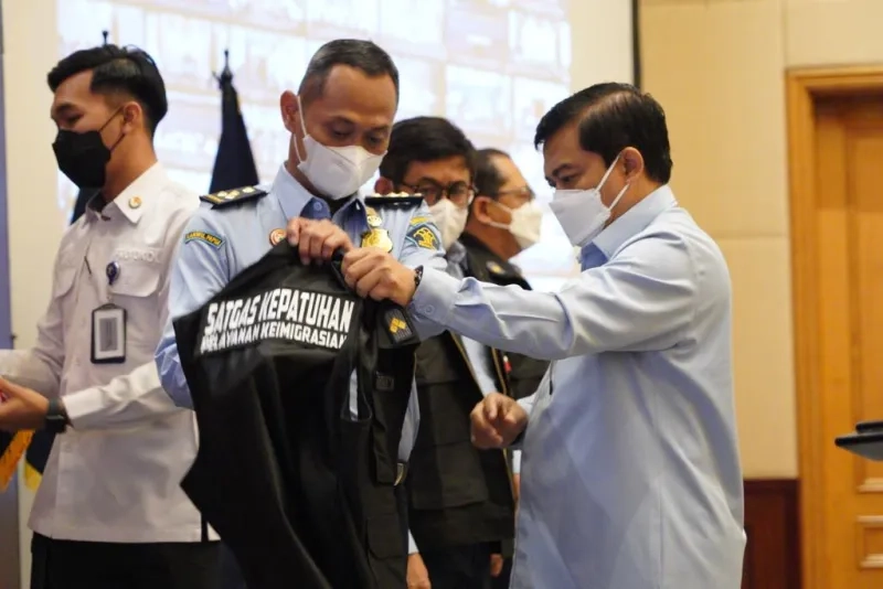 Sahkan Satgas Pengawasan Layanan Keimigrasian, Menkumham: Imigrasi Turut Antisipasi Krisis Ekonomi