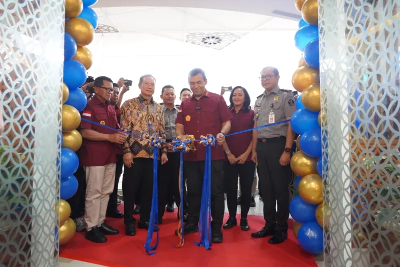 Silmy Karim: First Immigration Lounge in East Java Opens at Gresik
