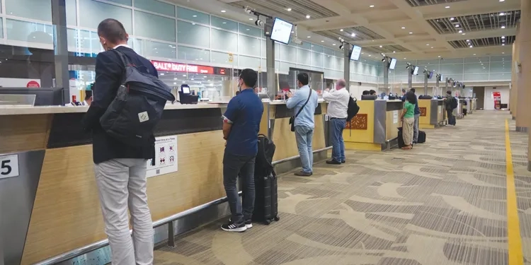 Immigration Welcomes WWF Delegation with Three Special Counters at the Airport