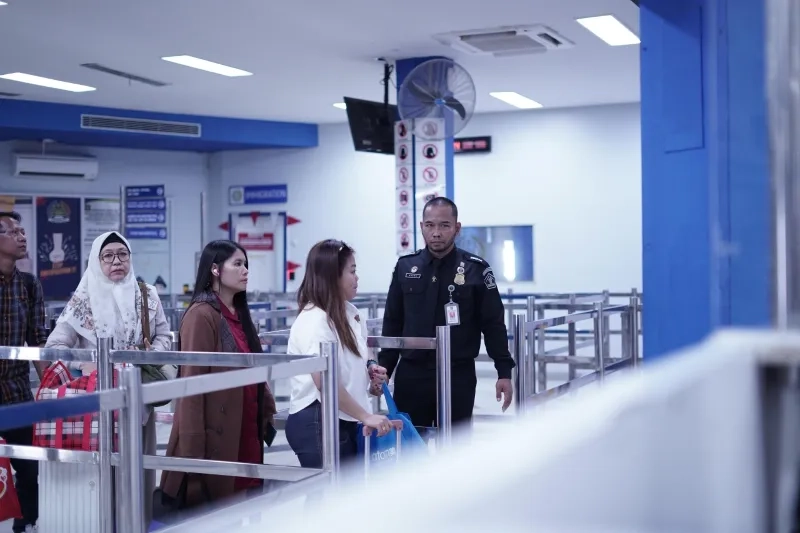 Hari Pertama Pasca Libur Idulfitri, Imigrasi Melayani Hampir 10.000 Pemohon Paspor di Seluruh Indonesia